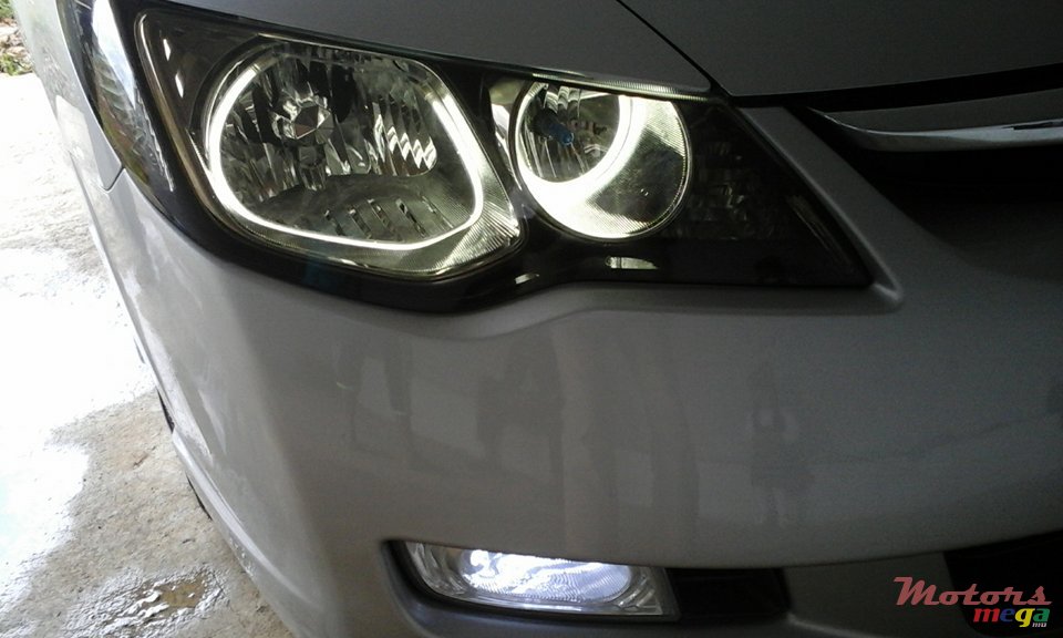 2007' Honda Civic Hybrid photo #6