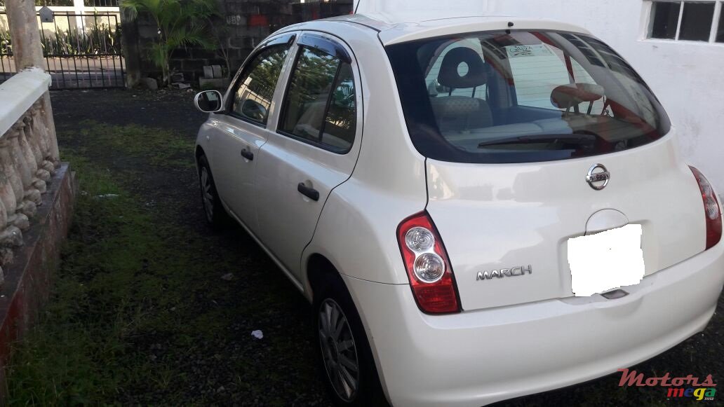 2009' Nissan March photo #5