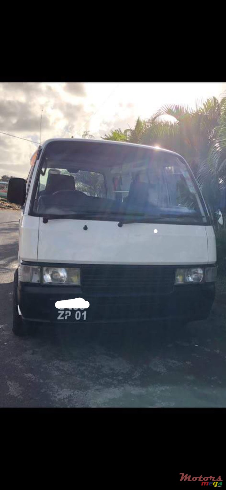 2001' Nissan photo #7