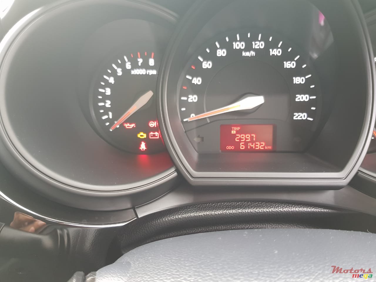 2015' Kia Rio photo #6