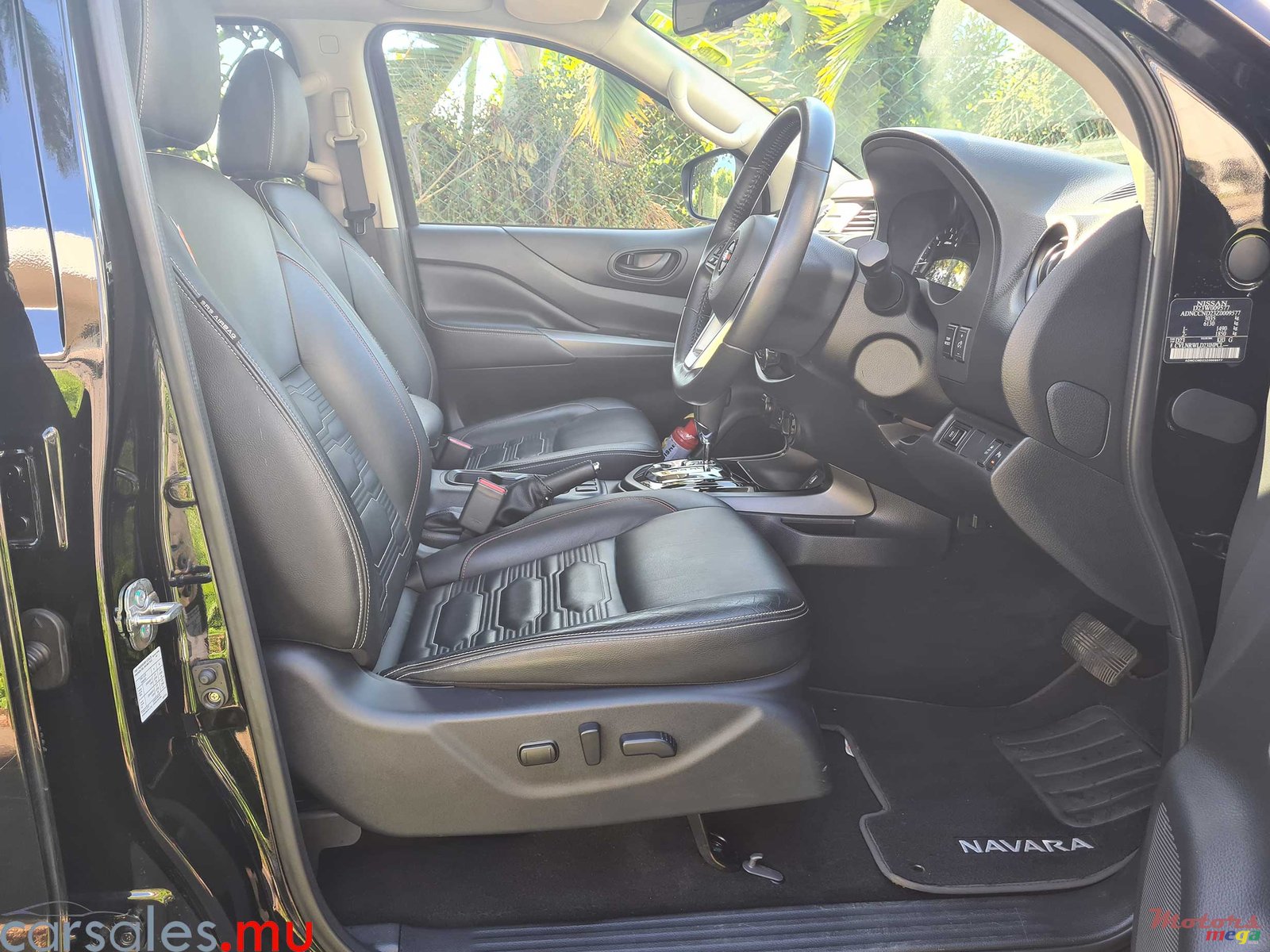 2022' Nissan Navara Pro 4X 2.5 photo #5