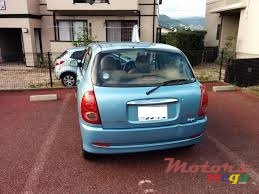 2002' Toyota duet photo #1