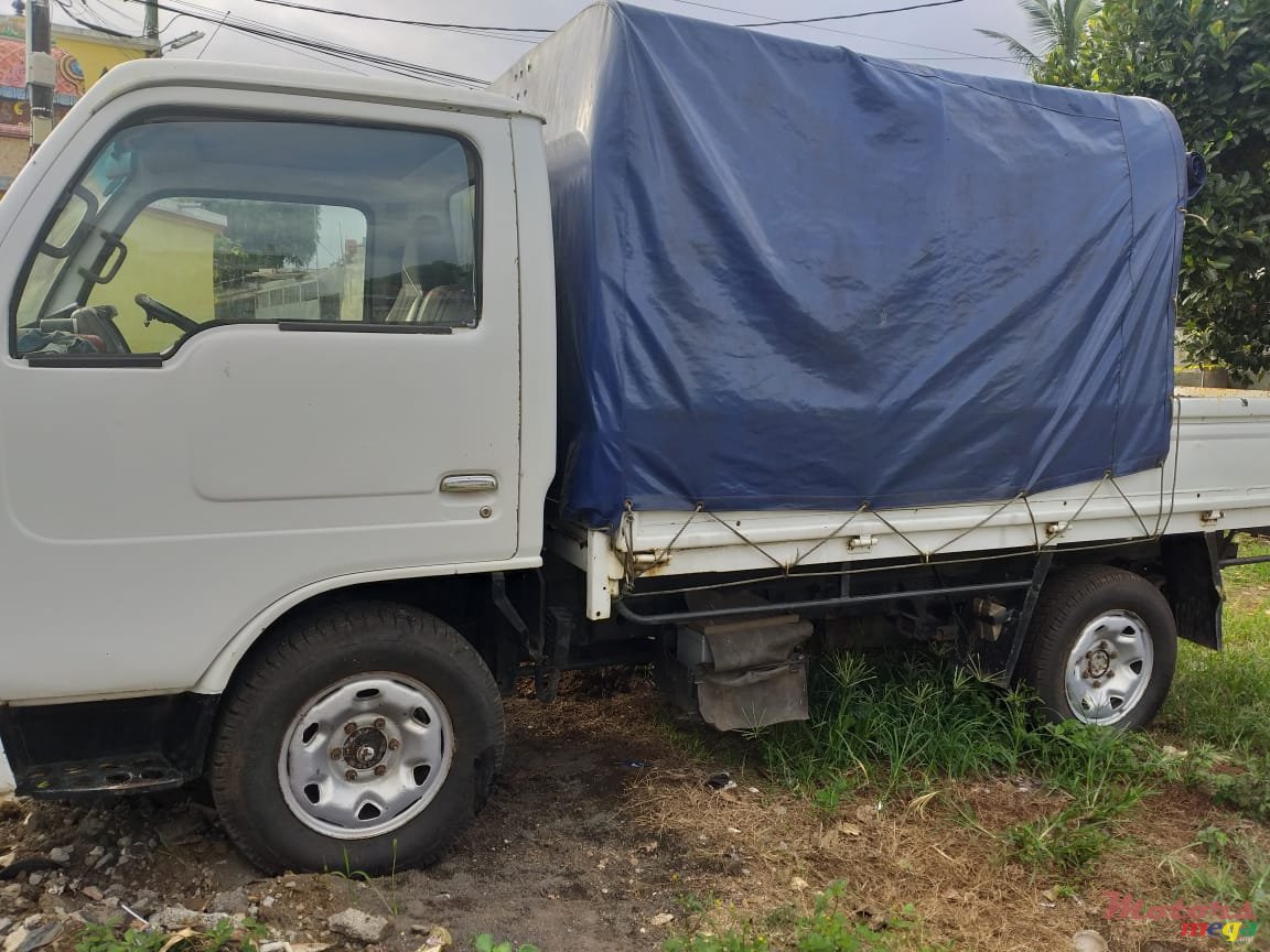 1996' Nissan photo #2