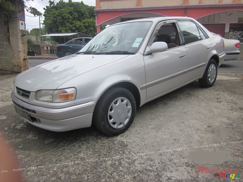 1997' Toyota Corolla XE-Saloon  photo #2