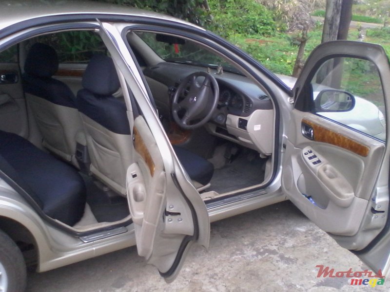 2003' Nissan Sunny N16 Luxury Edition photo #4