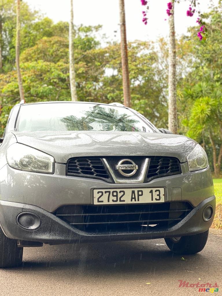 2013' Nissan Qashqai+2 photo #6