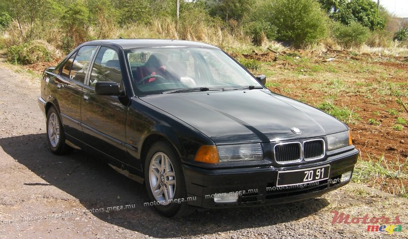 1991' BMW 3 Series 316 i photo #1