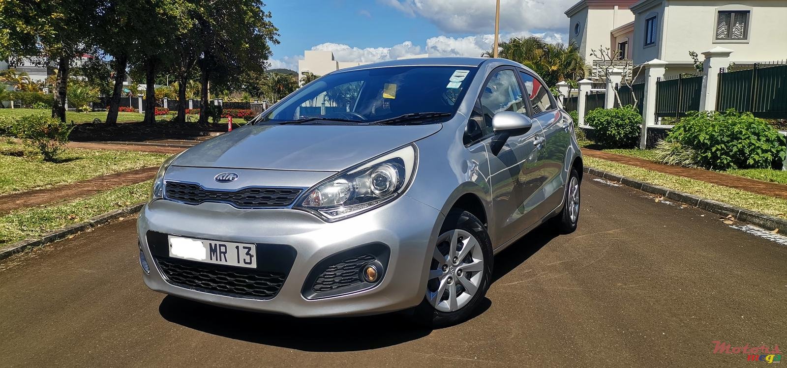 2013' Kia Rio photo #2