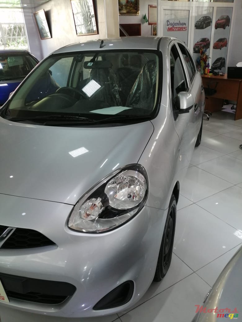 2017' Nissan March photo #2
