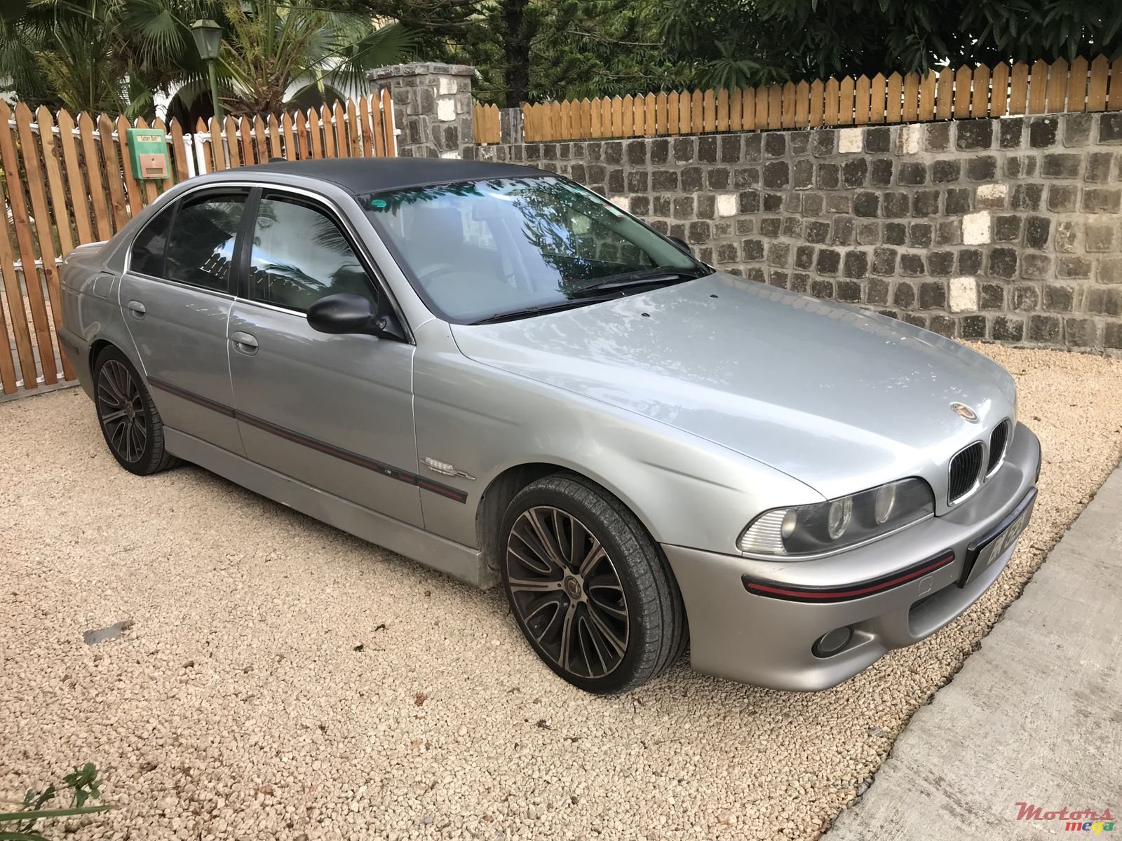 1999' BMW 523 photo #4