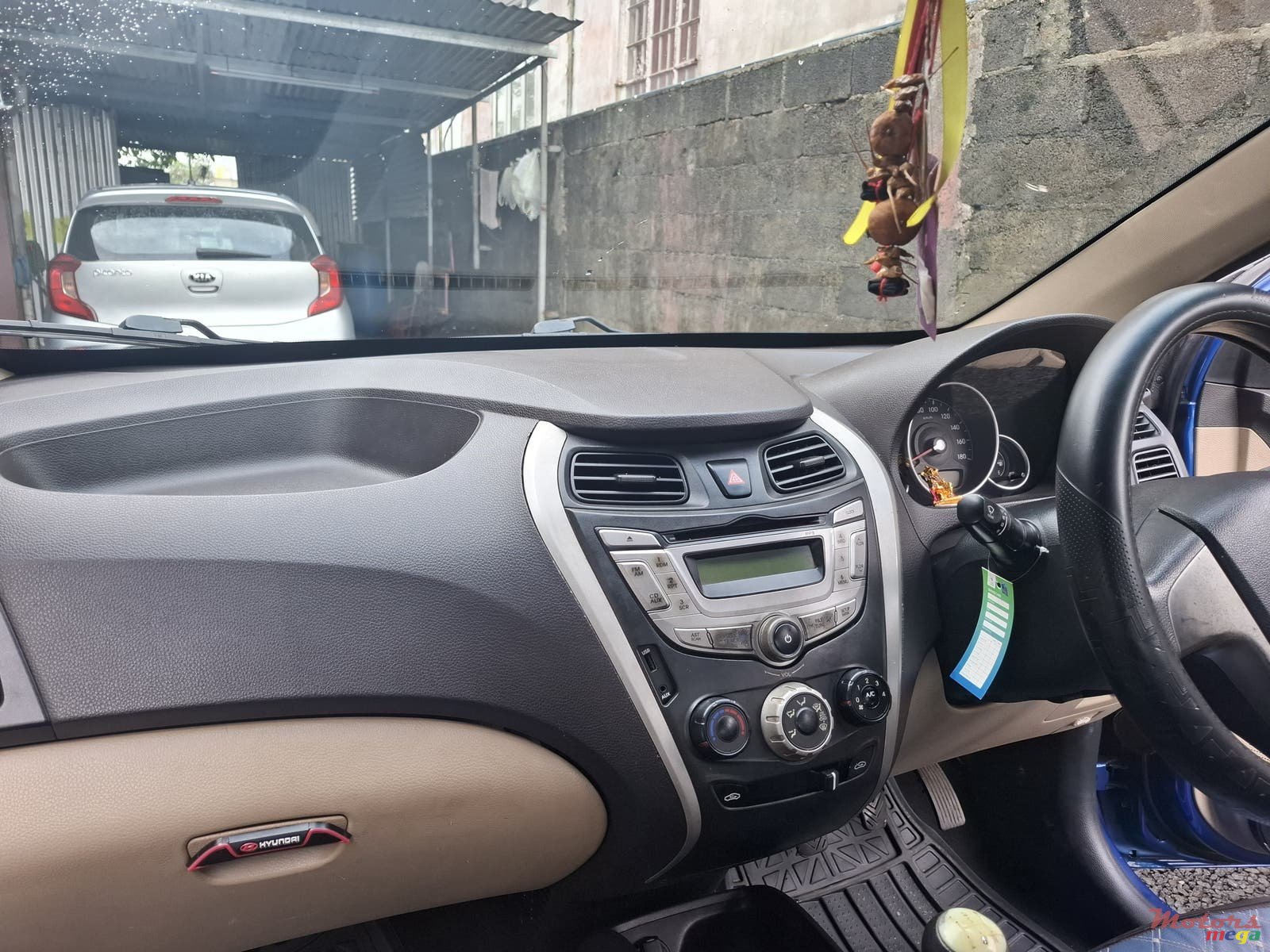 2016' Hyundai photo #3