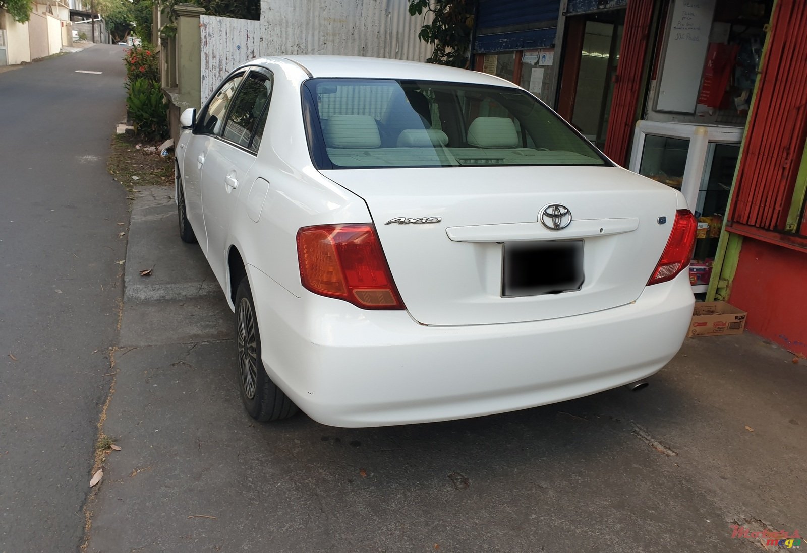 2006' Toyota Axio photo #4