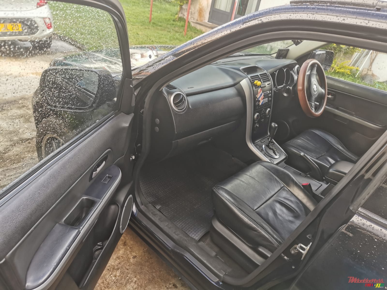 2008' Suzuki Grand Vitara photo #6