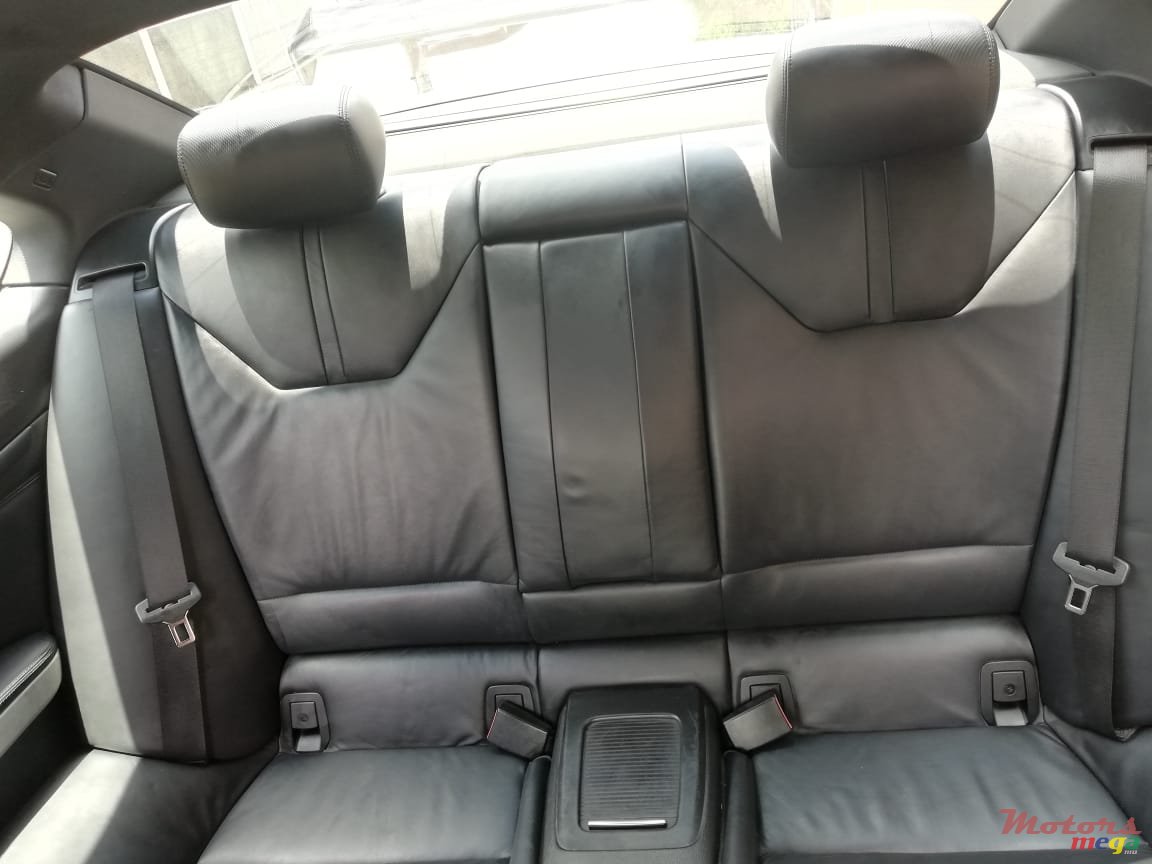 2009' BMW 1 Series М photo #6