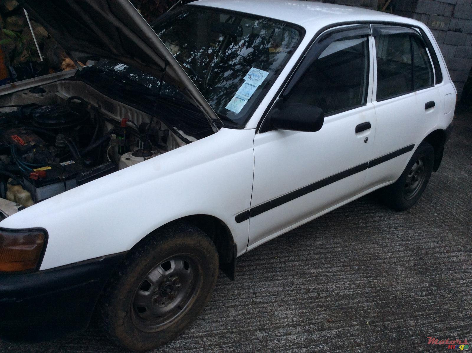 1992' Toyota Starlet none photo #2