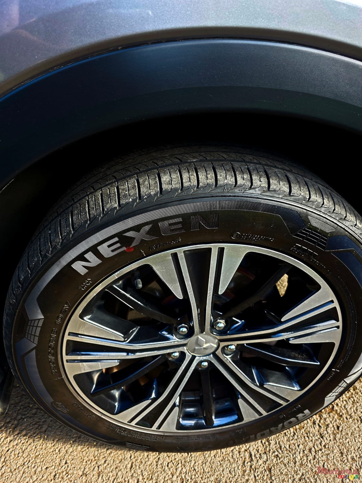 2019' Mitsubishi Eclipse Cross photo #6