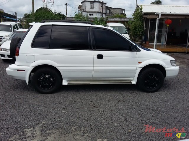 1994' Mitsubishi RVR photo #6