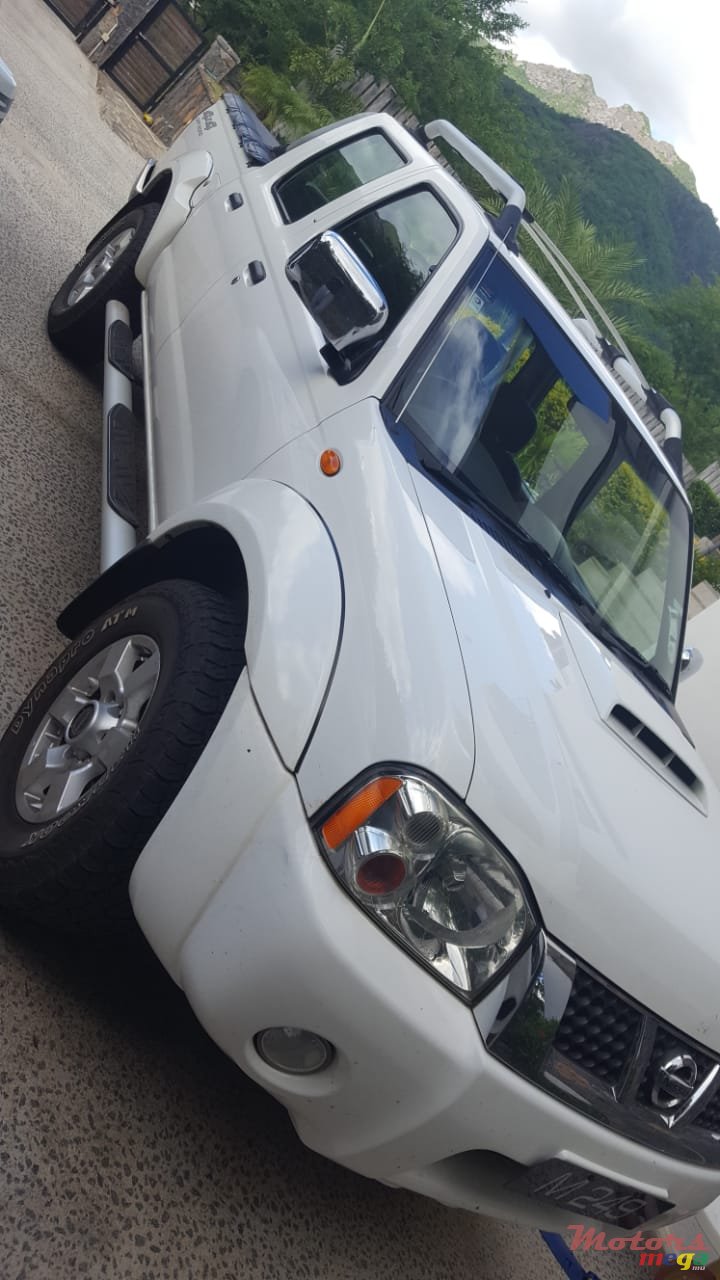 2014' Nissan Hardbody photo #5