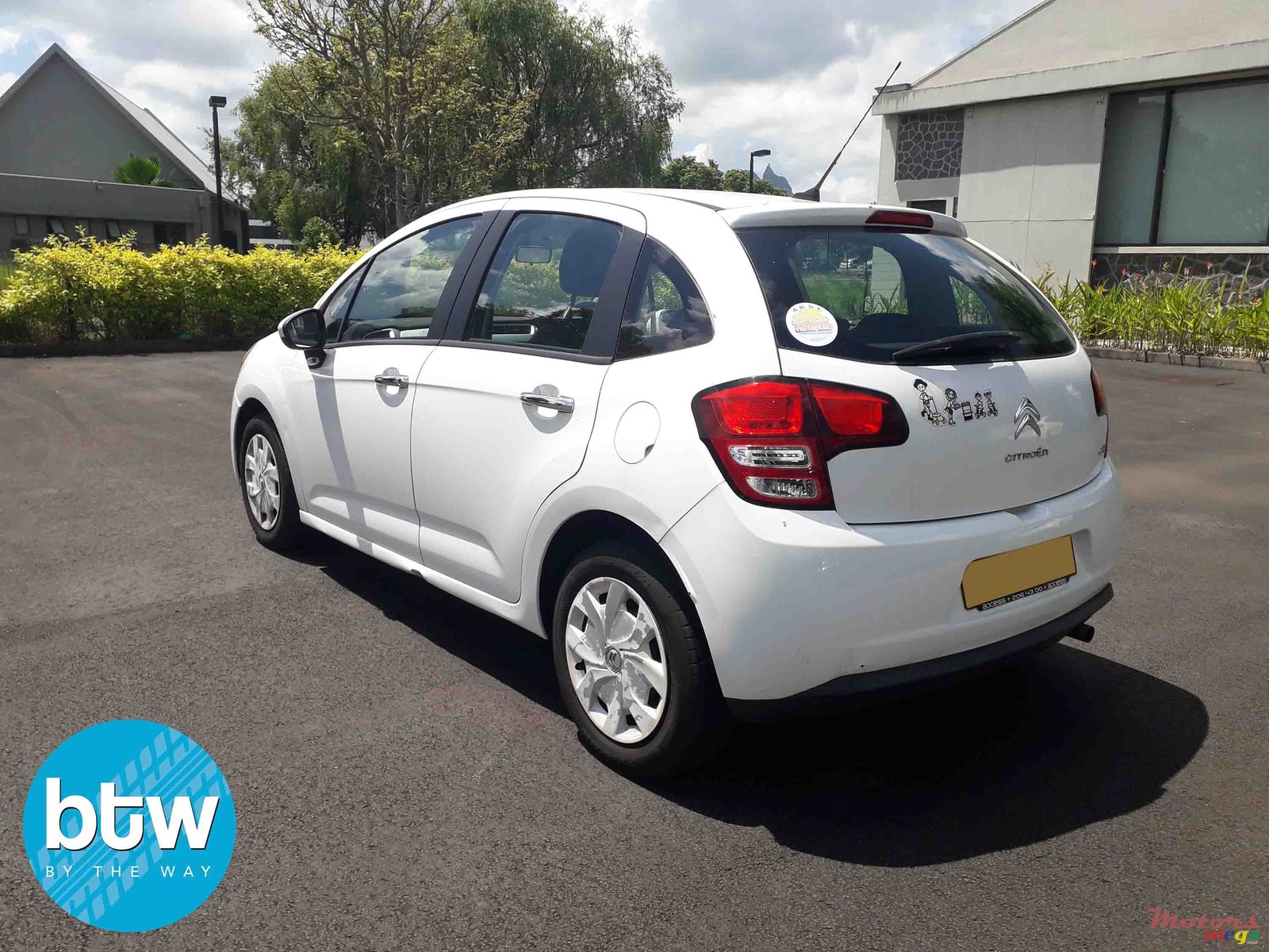 2014' Citroen C3 1.4 photo #2