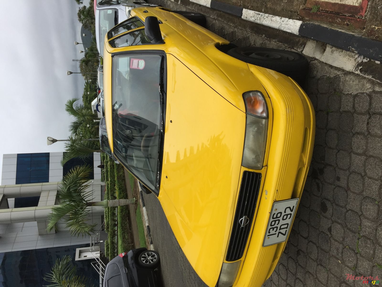 1992' Nissan Sunny B13 photo #1