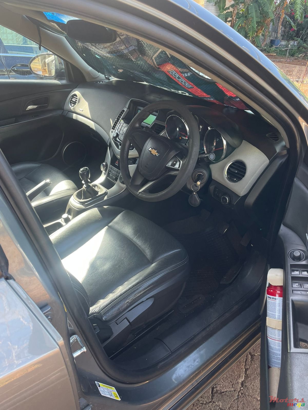 2012' Chevrolet Cruze photo #3