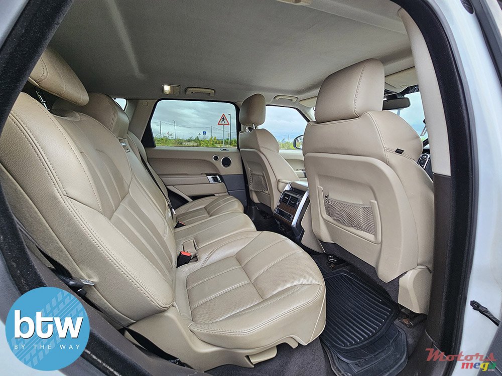 2016' Land Rover Range Rover SPORT SE SDV6 photo #6