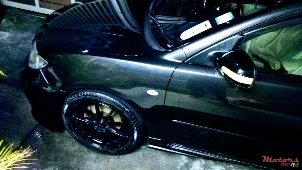 2004' Mazda 3 MPS GT Luxury Edition photo #3