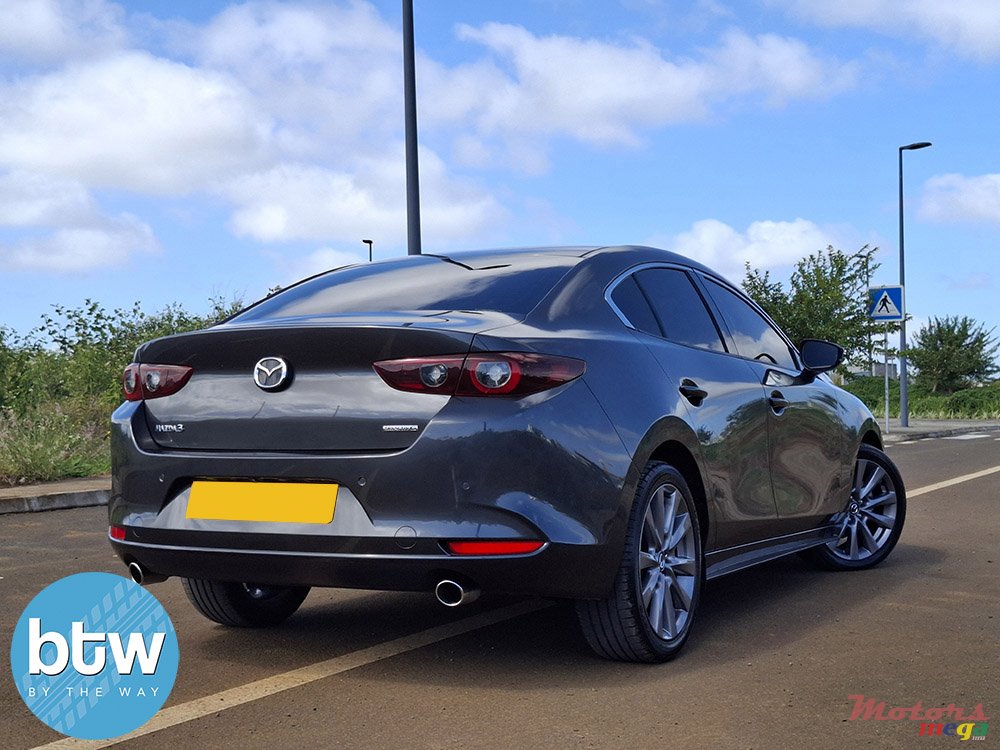 2021' Mazda 3 Skyactiv photo #4