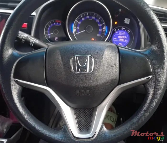 2016' Honda Fit photo #7