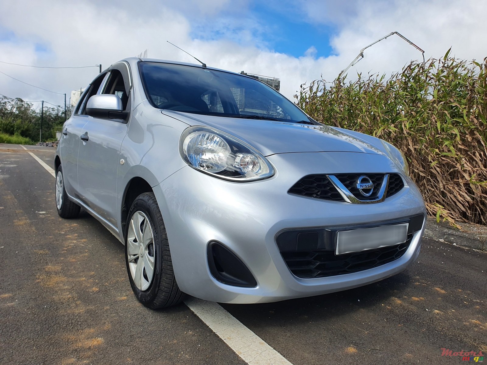 2015' Nissan March photo #2