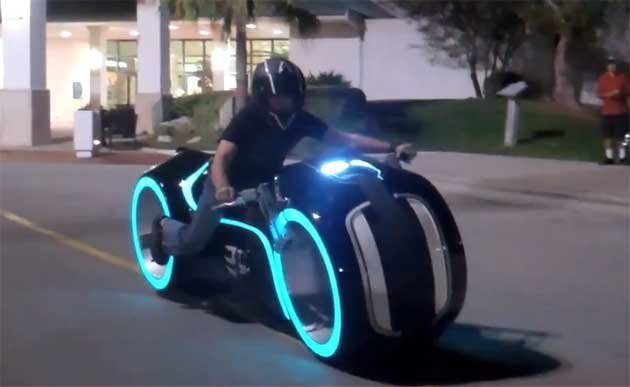 Real electric Tron Lifecycle rolls up to suburbia