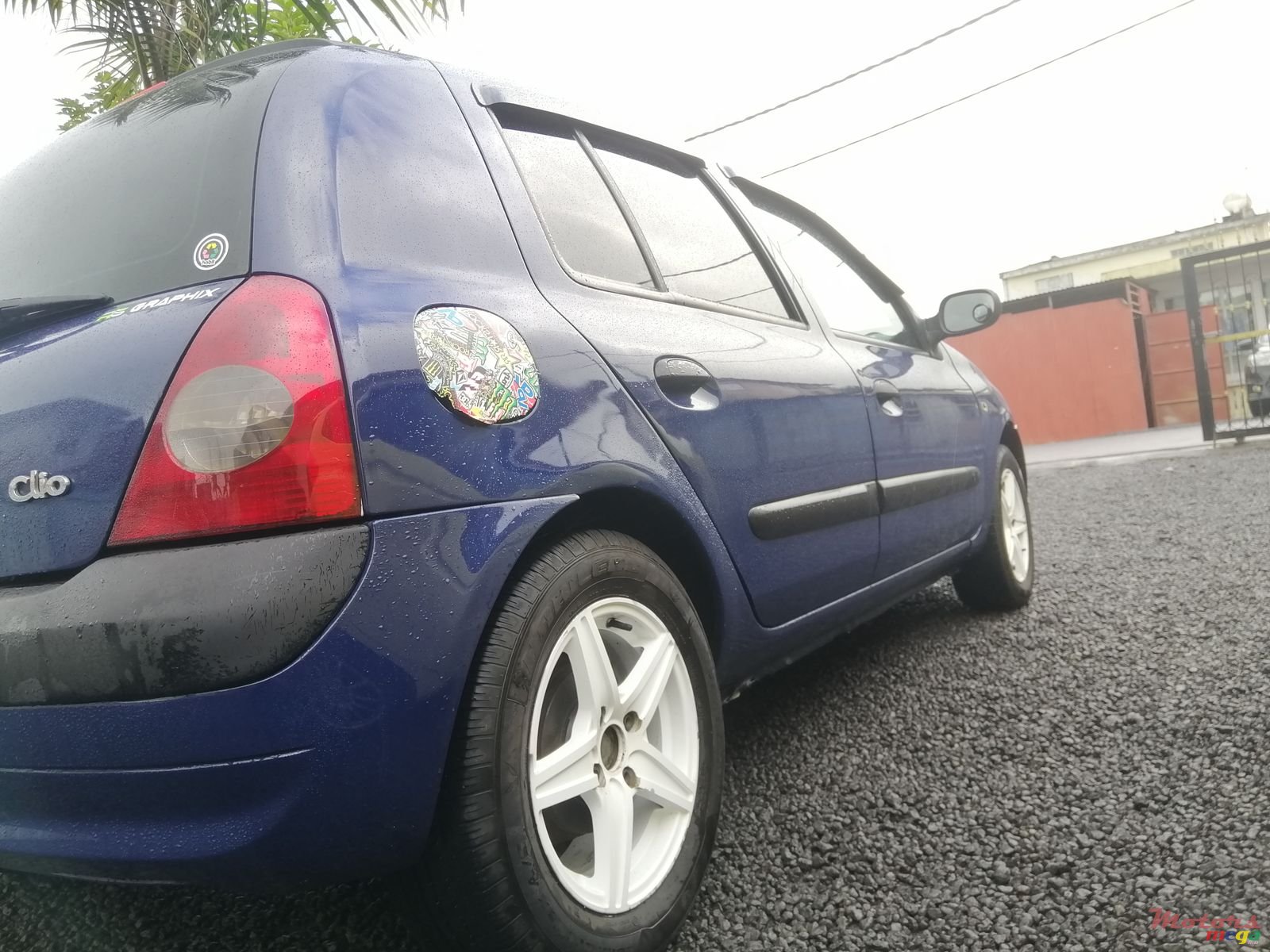 2004' Renault Clio photo #4