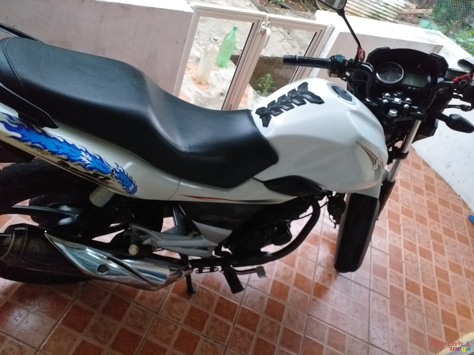 2016' Suzuki photo #2