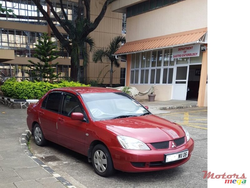 2006' Mitsubishi Lancer photo #1