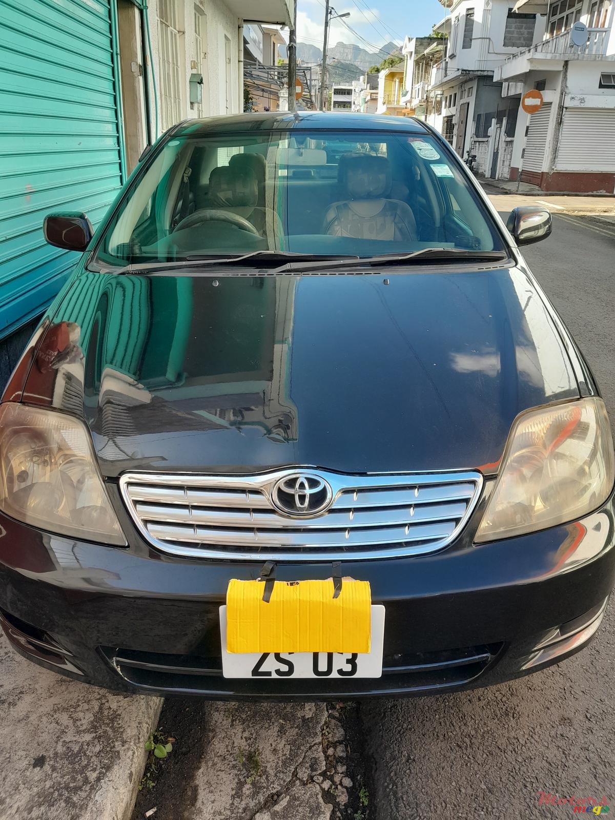 2003' Toyota Corolla photo #2