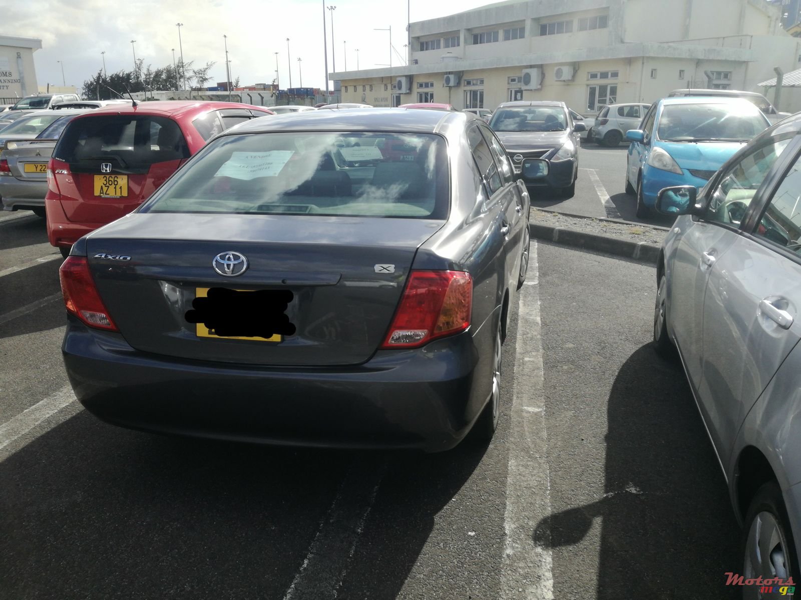 2007' Toyota Axio photo #2