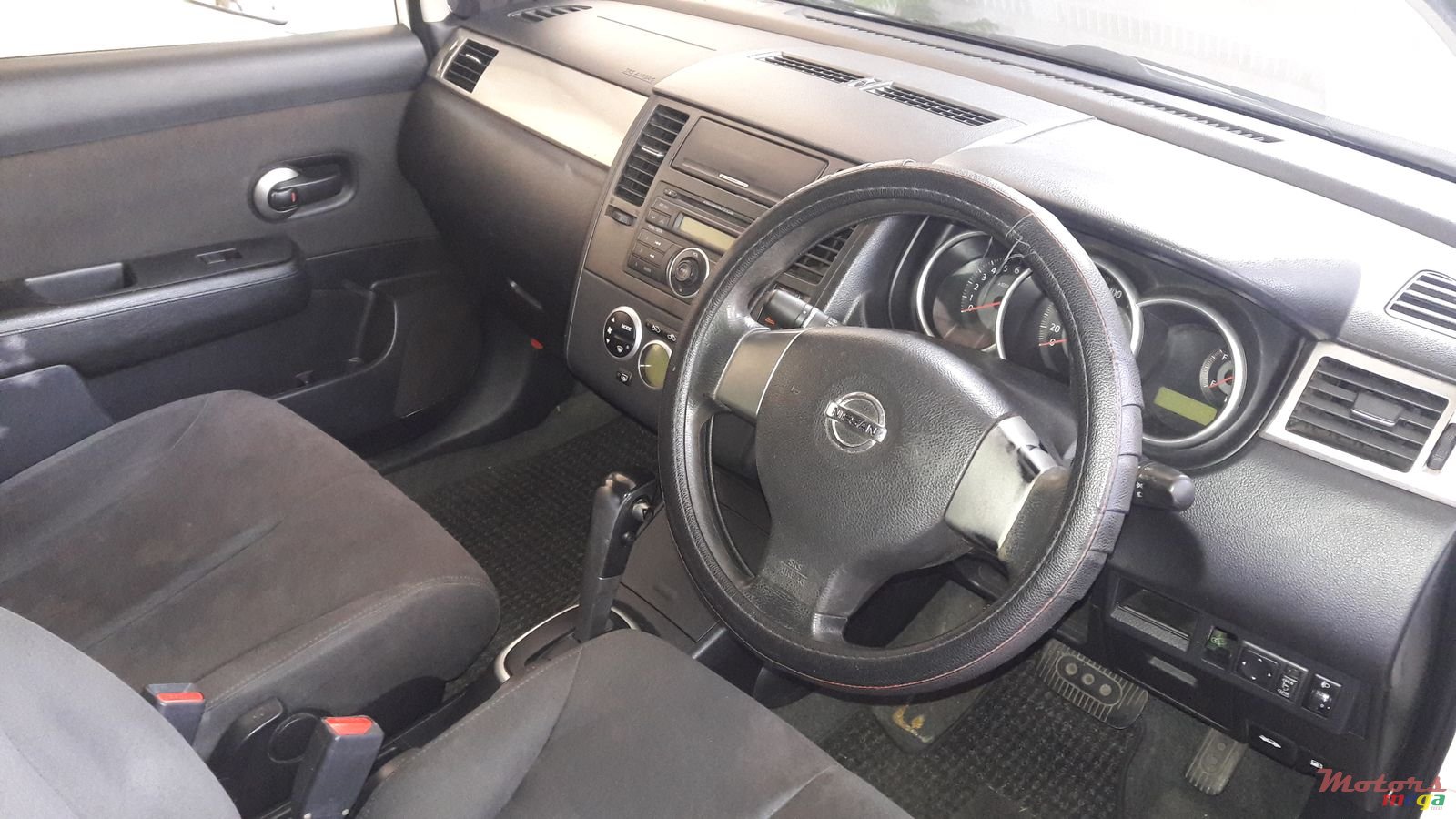 2007' Nissan Tiida photo #3