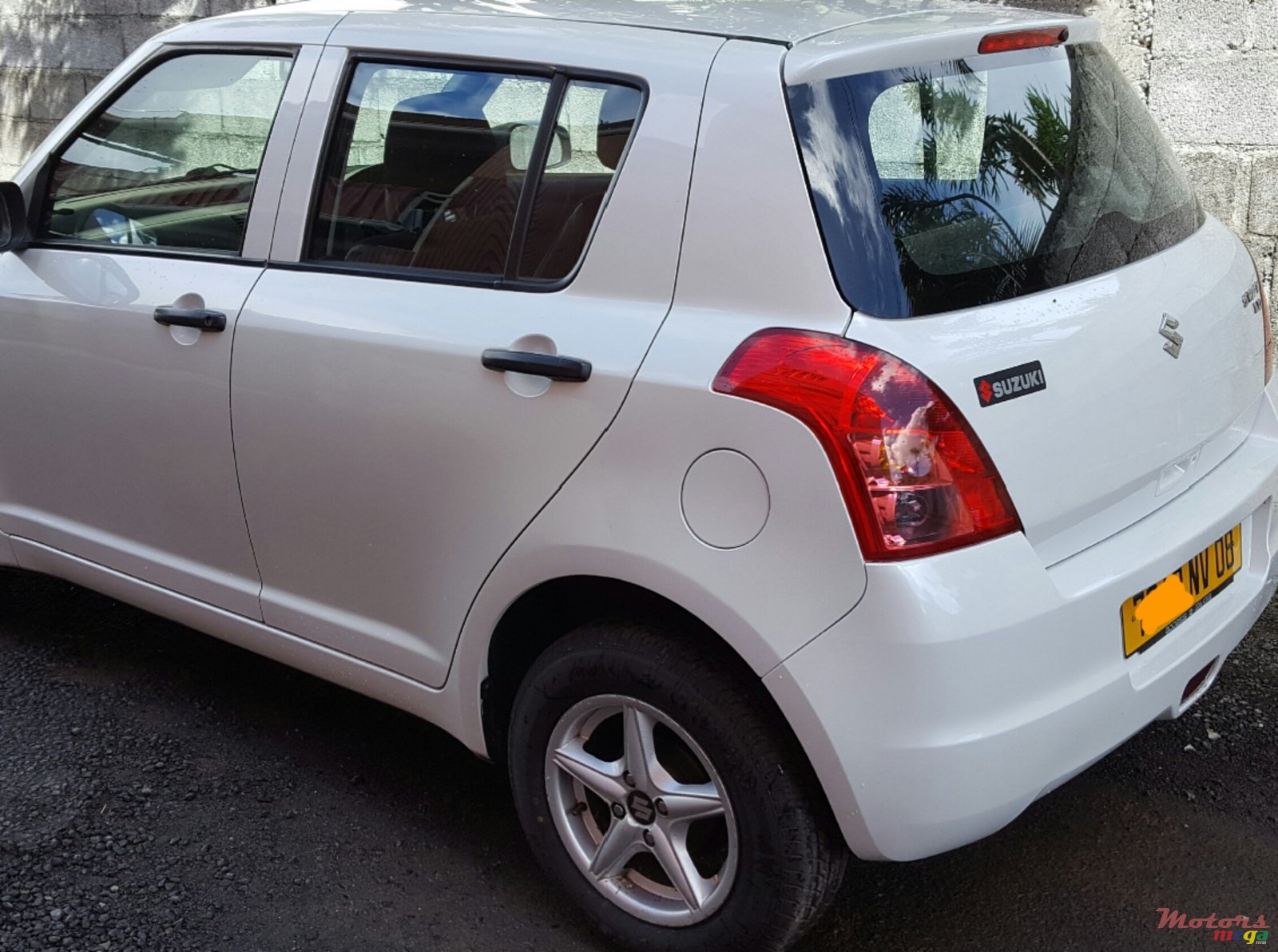 2008' Suzuki photo #3