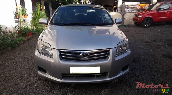 2009' Toyota Corolla Axio photo #1