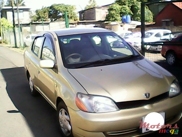 2001' Toyota platz, exchange welcome photo #1