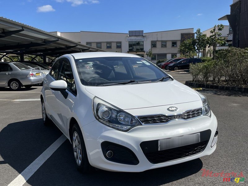 2013' Kia Rio photo #4