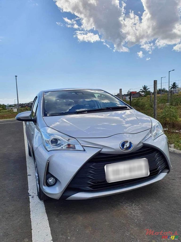 2018' Toyota Vitz photo #1