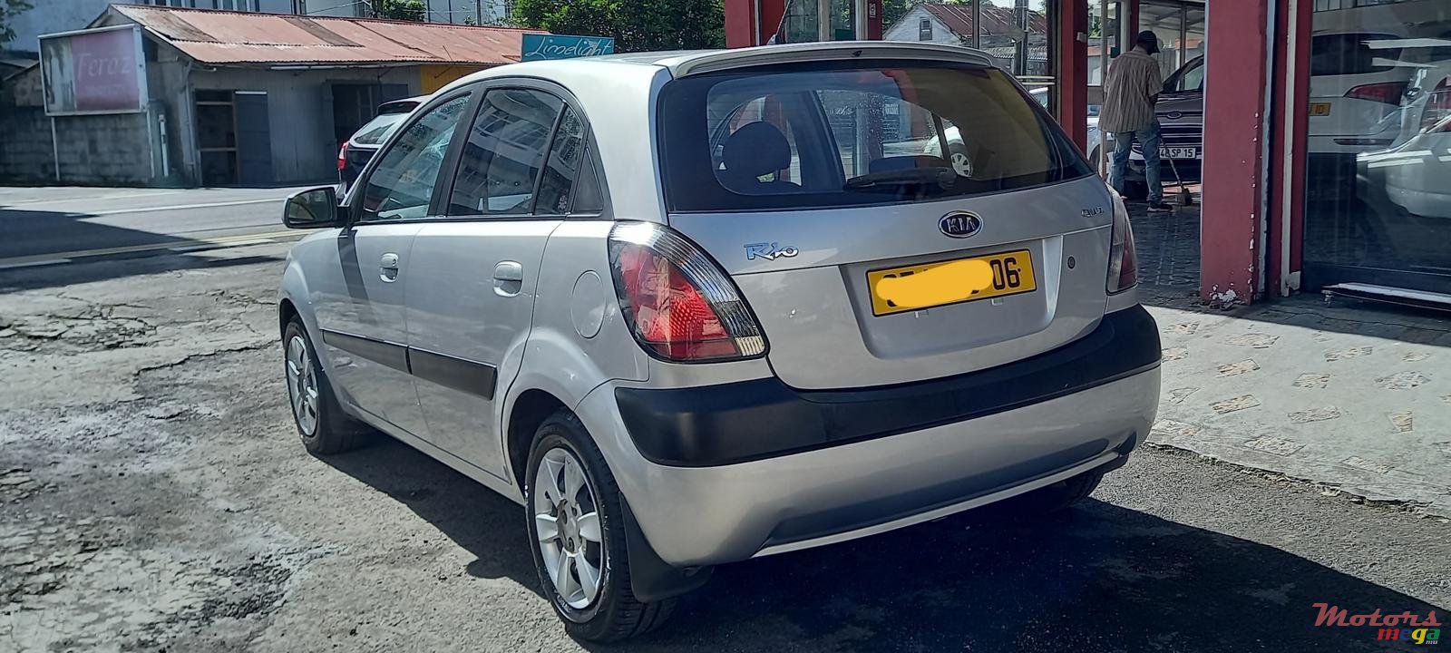 2006' Kia Rio photo #3