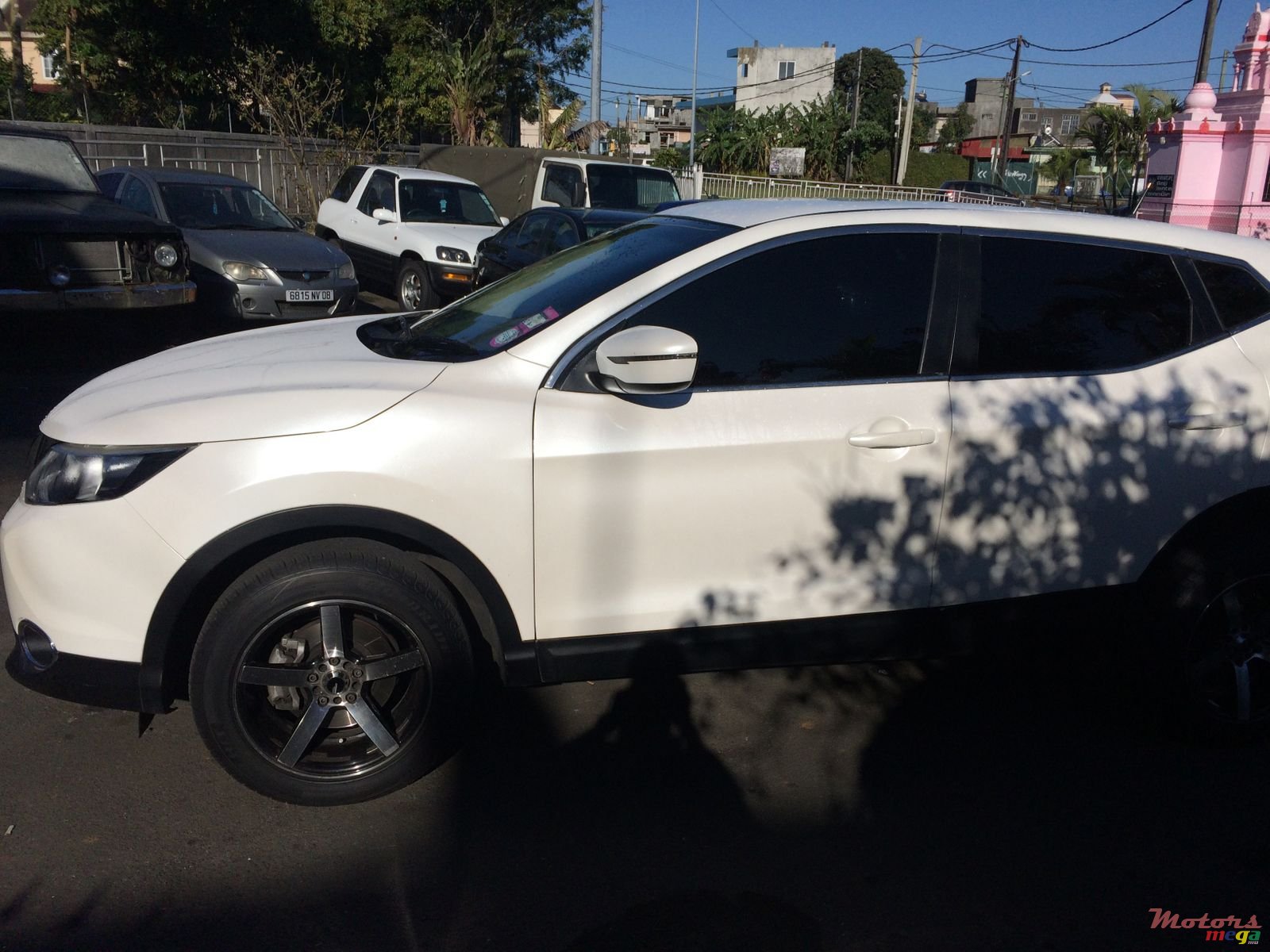 2015' Nissan Qashqai photo #2