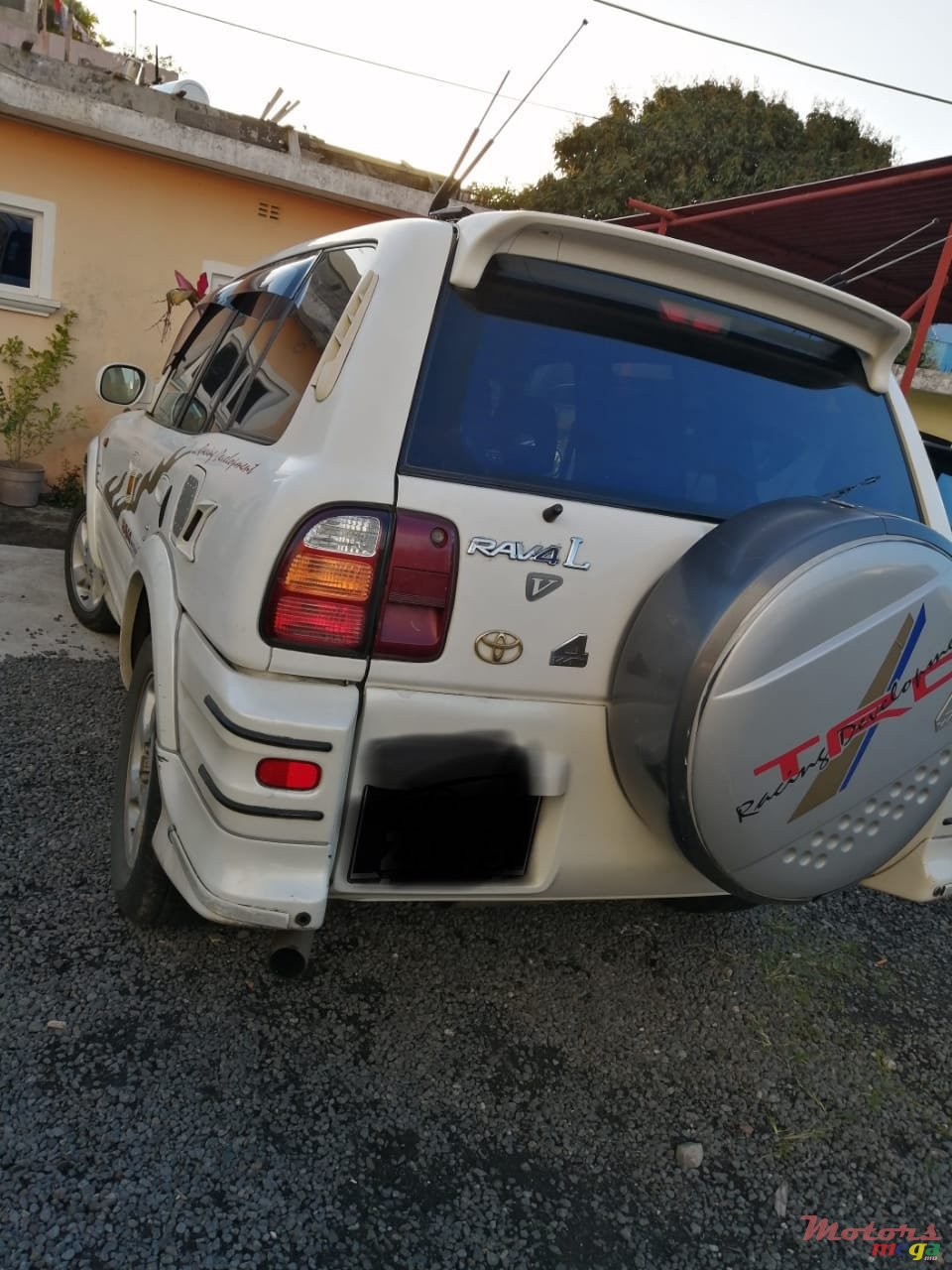 1999' Toyota RAV4 photo #2