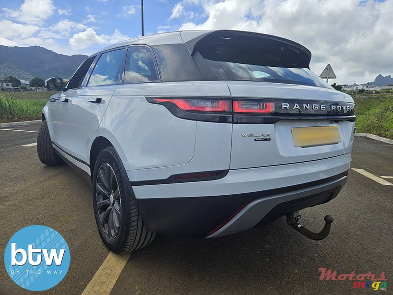 2017' Land Rover Range Rover Velar P250s photo #3