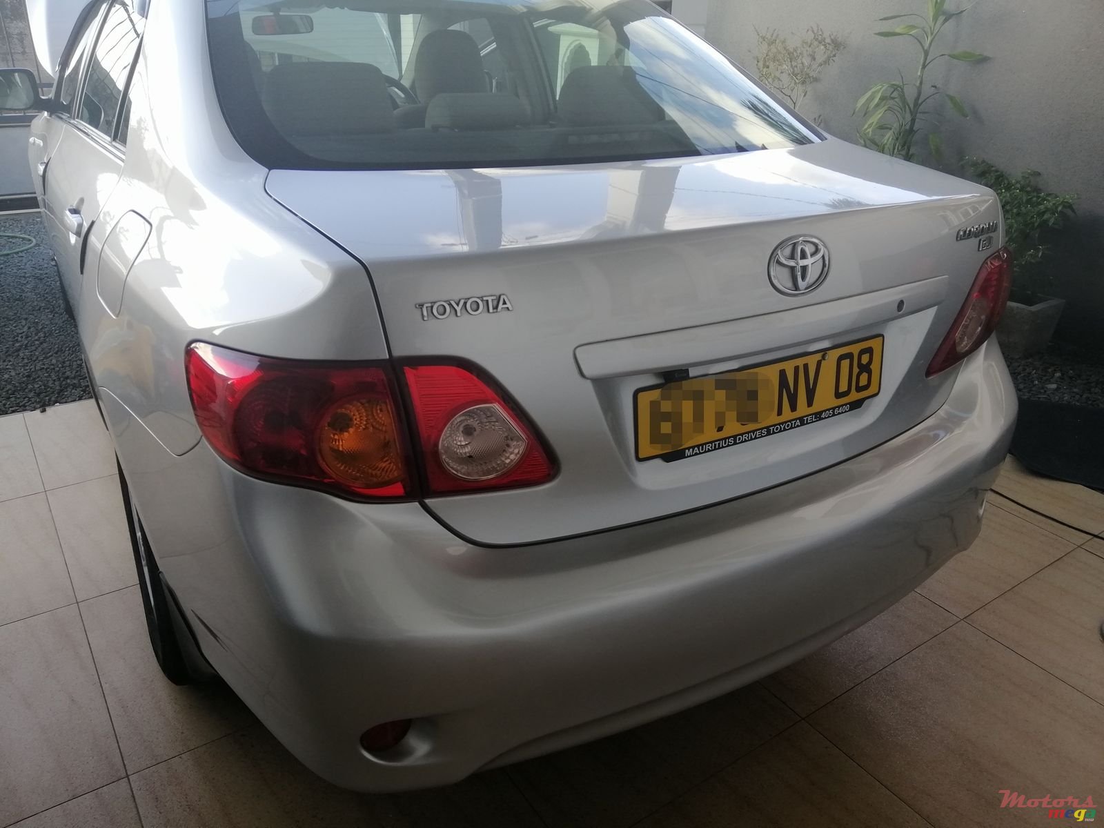 2008' Toyota Corolla photo #1