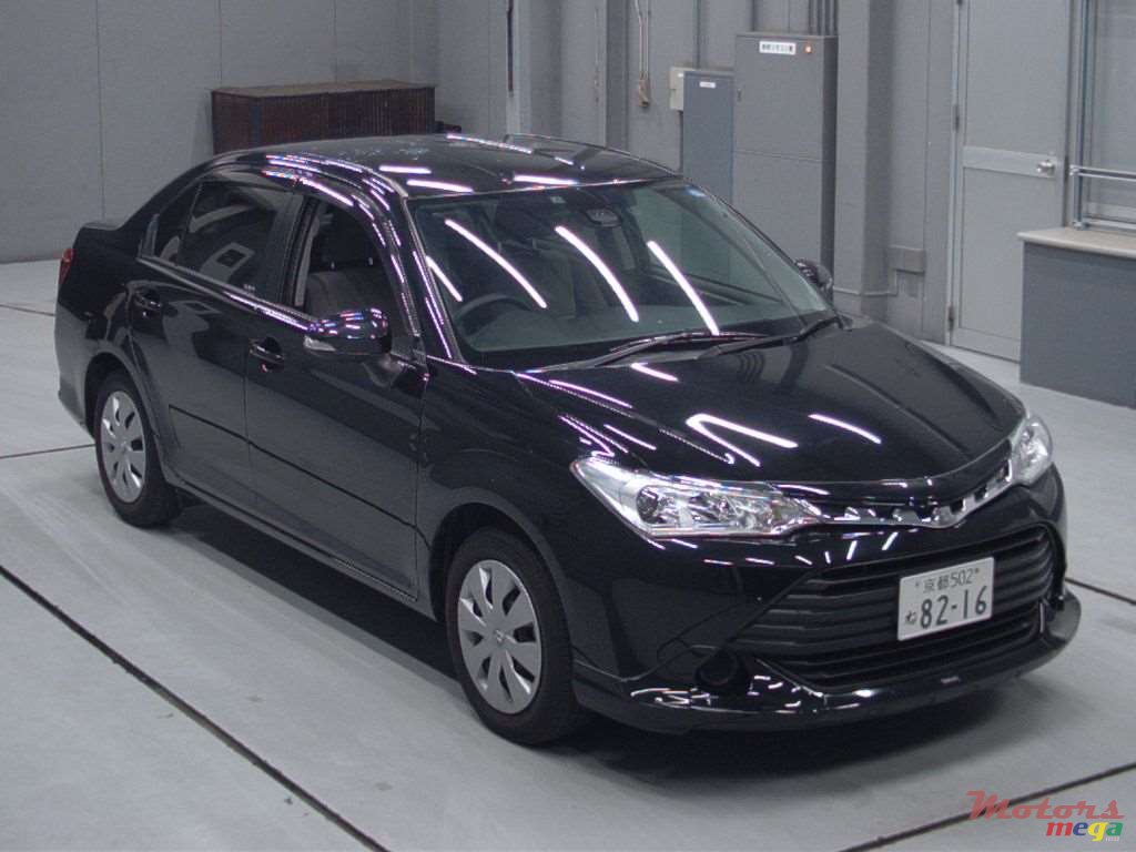 2015' Toyota Axio photo #1