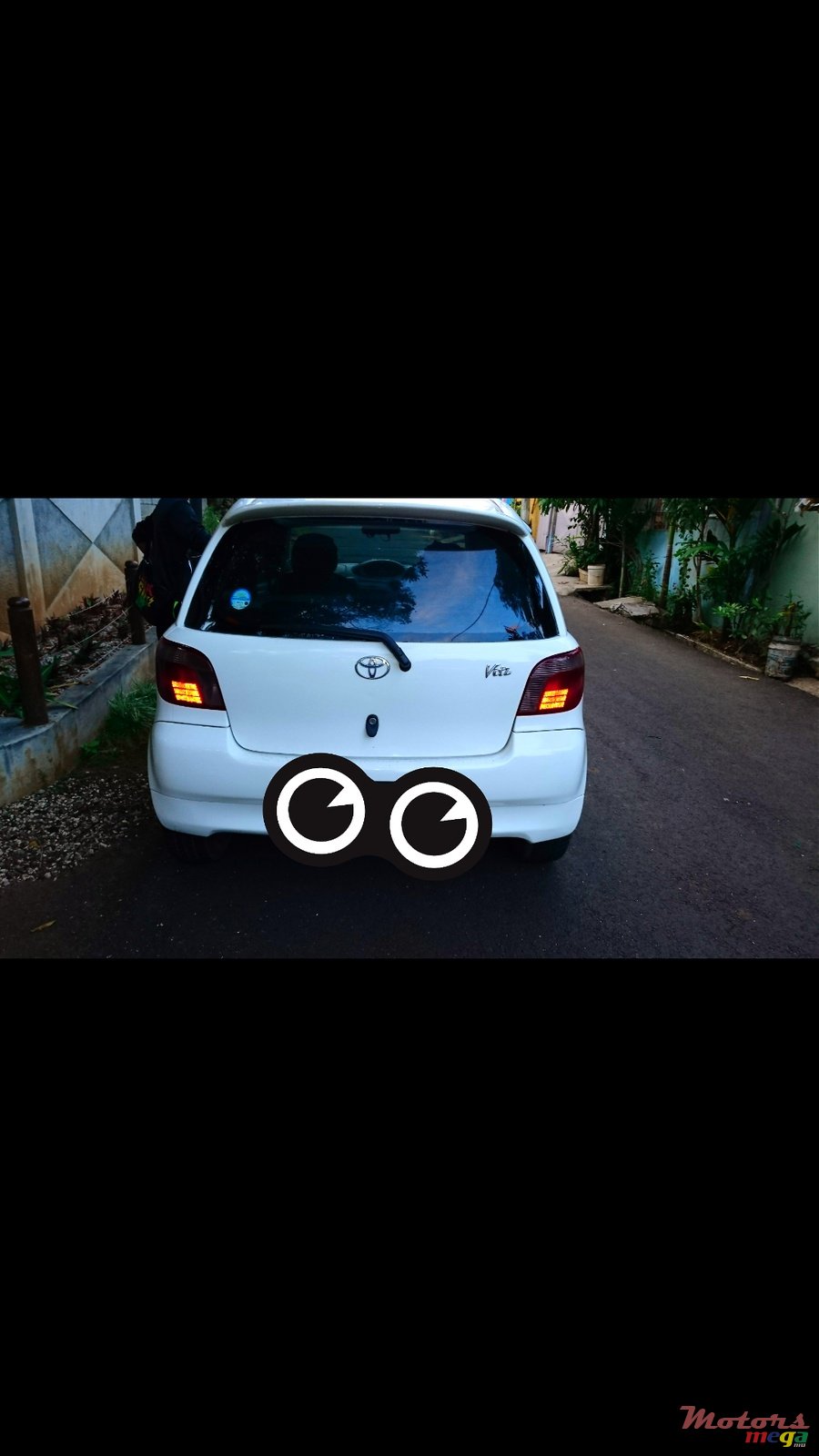 2000' Toyota Vitz photo #2