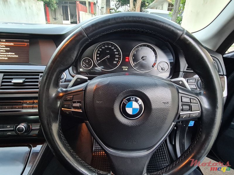 2013' BMW 520 Automatic photo #3